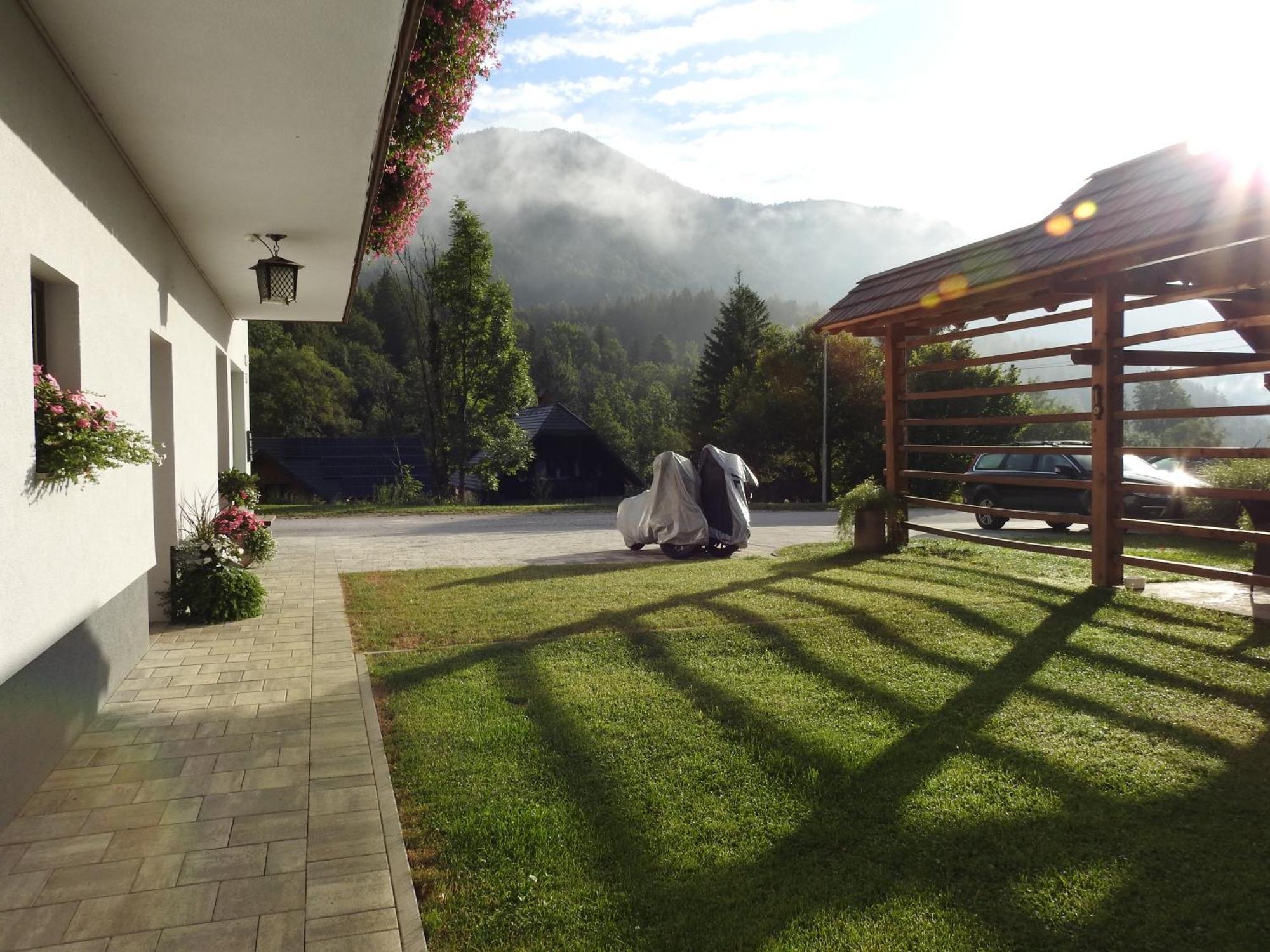 Hisa 109 Appartement Kranjska Gora Buitenkant foto